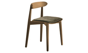 Chaise en chêne rouge CR-ANNA